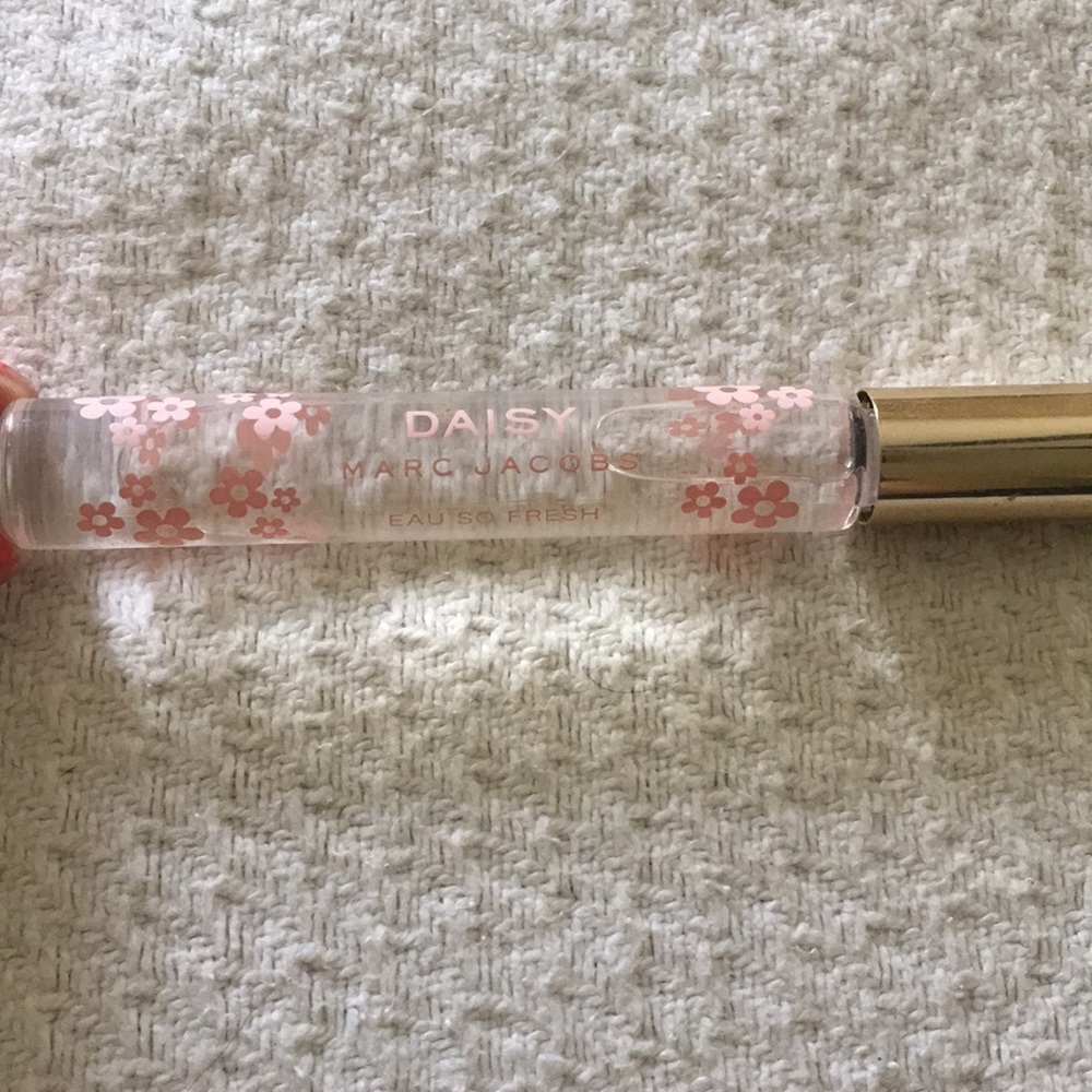 Marc jacobs daisy rollerball